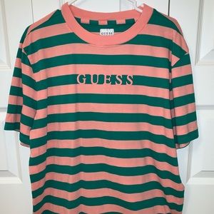 Guess tshirt